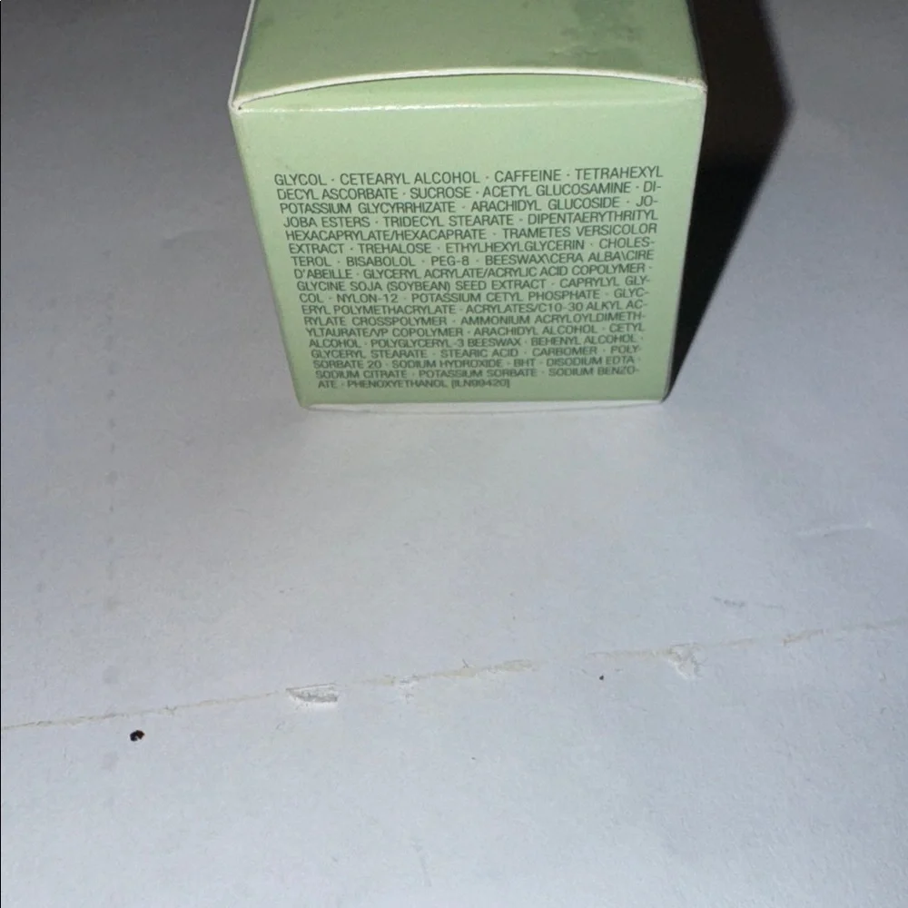 Clinique Smart Clinical Repair Eye Cream - Light Green